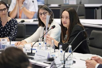 Sakine Weikert, Tina Odenthal und Tanja Kreetz auf dem Podium der DAAD-Netzwerkkonferenz 2024